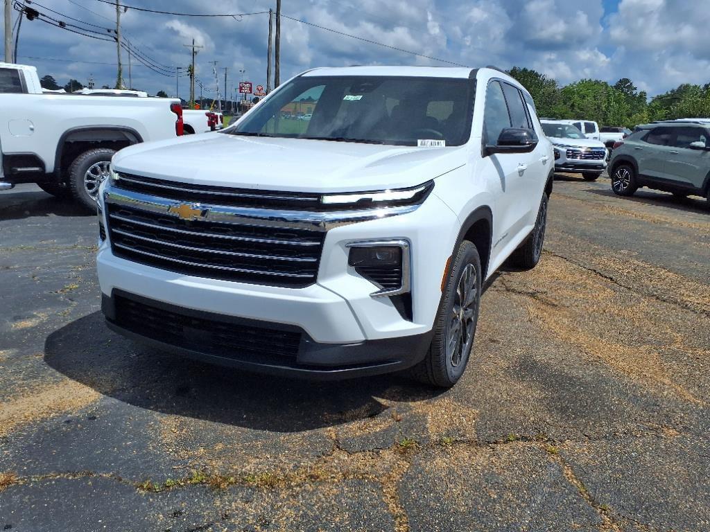 new 2025 Chevrolet Traverse car, priced at $45,735