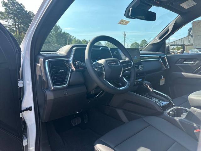 new 2024 GMC Canyon car, priced at $40,065