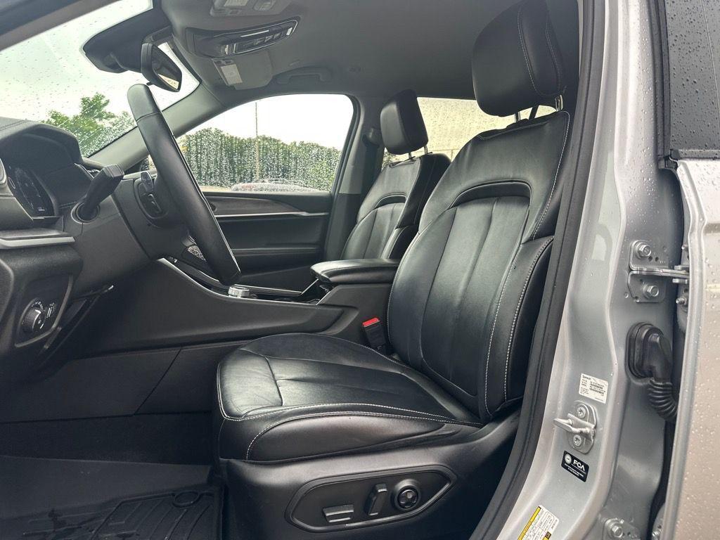 used 2021 Jeep Grand Cherokee L car, priced at $29,850
