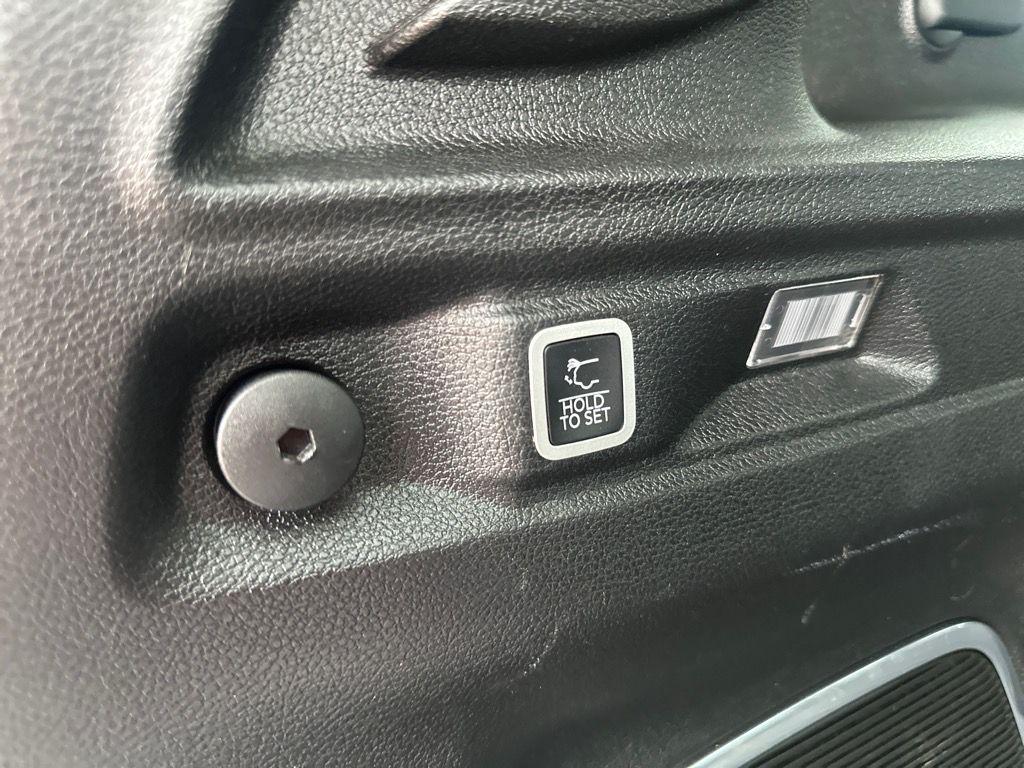 used 2021 Jeep Grand Cherokee L car, priced at $29,850