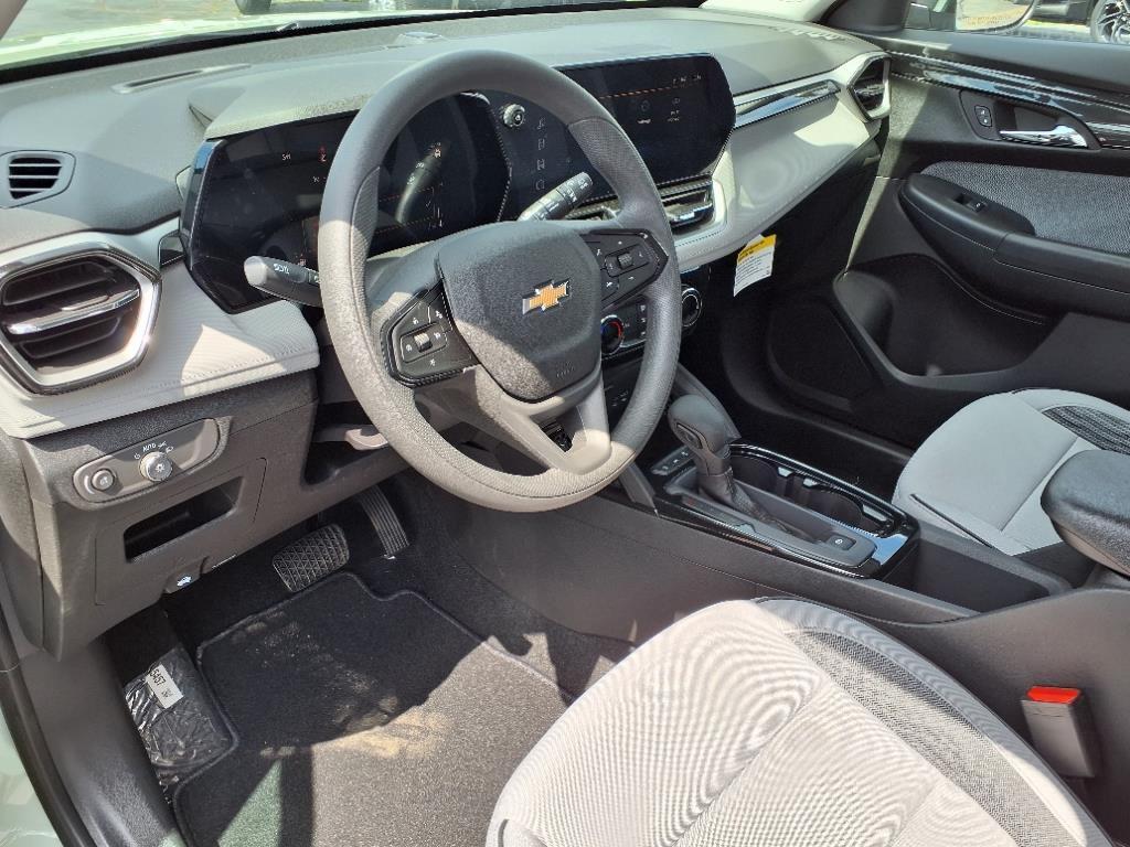 new 2026 Chevrolet TrailBlazer car, priced at $27,075