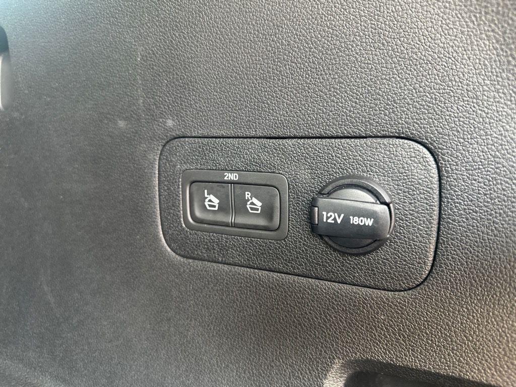 used 2023 Hyundai Santa Fe car, priced at $25,550