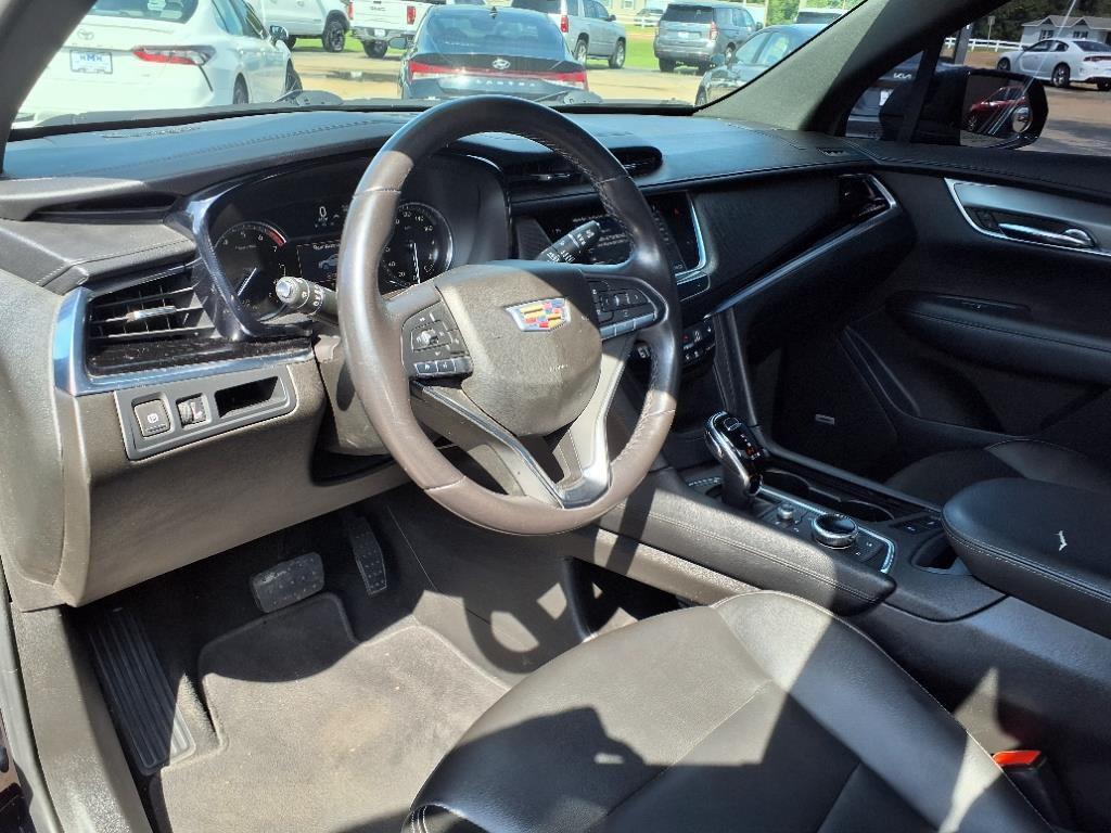 used 2021 Cadillac XT6 car, priced at $24,925
