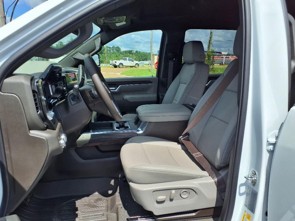 new 2025 GMC Sierra 2500 car, priced at $73,260