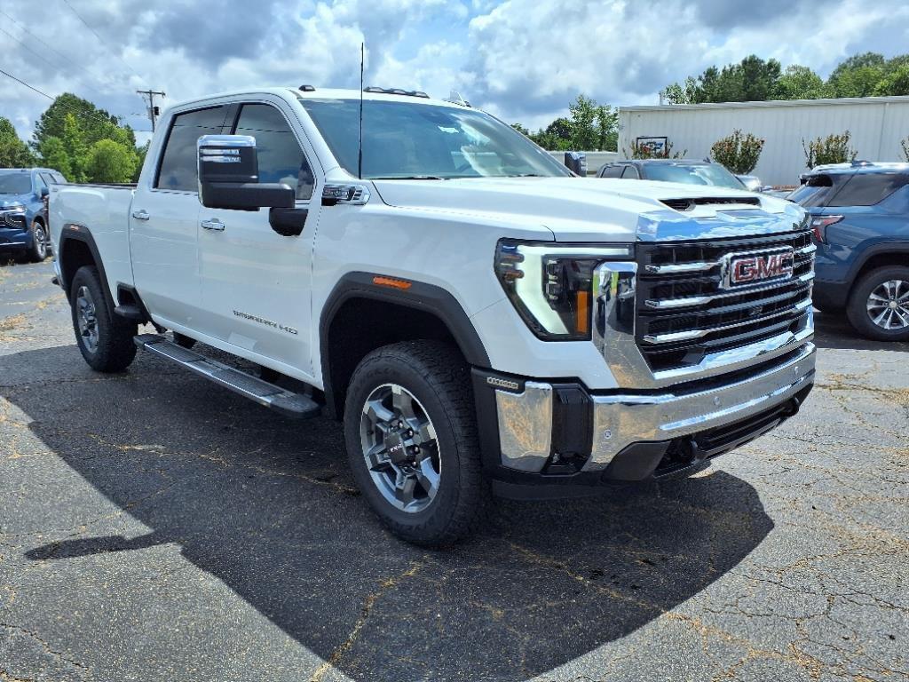 new 2025 GMC Sierra 2500 car, priced at $73,260