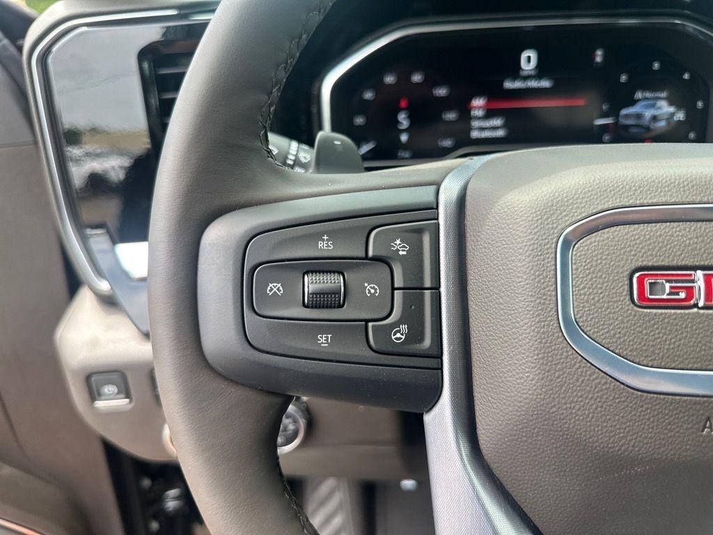 new 2025 GMC Sierra 1500 car, priced at $67,570