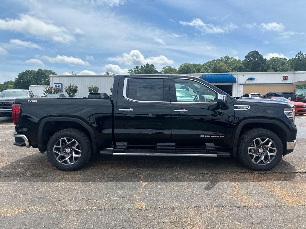 new 2025 GMC Sierra 1500 car, priced at $67,570
