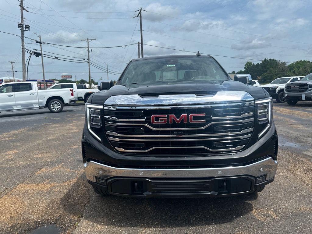 new 2025 GMC Sierra 1500 car, priced at $67,570