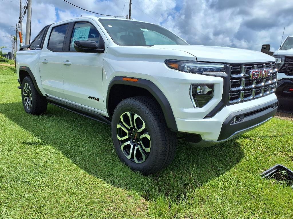 new 2025 GMC Canyon car, priced at $52,030