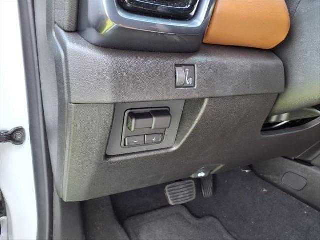 new 2025 GMC Canyon car, priced at $52,030