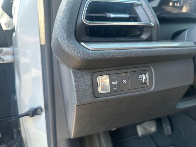 new 2025 Chevrolet Traverse car, priced at $43,135