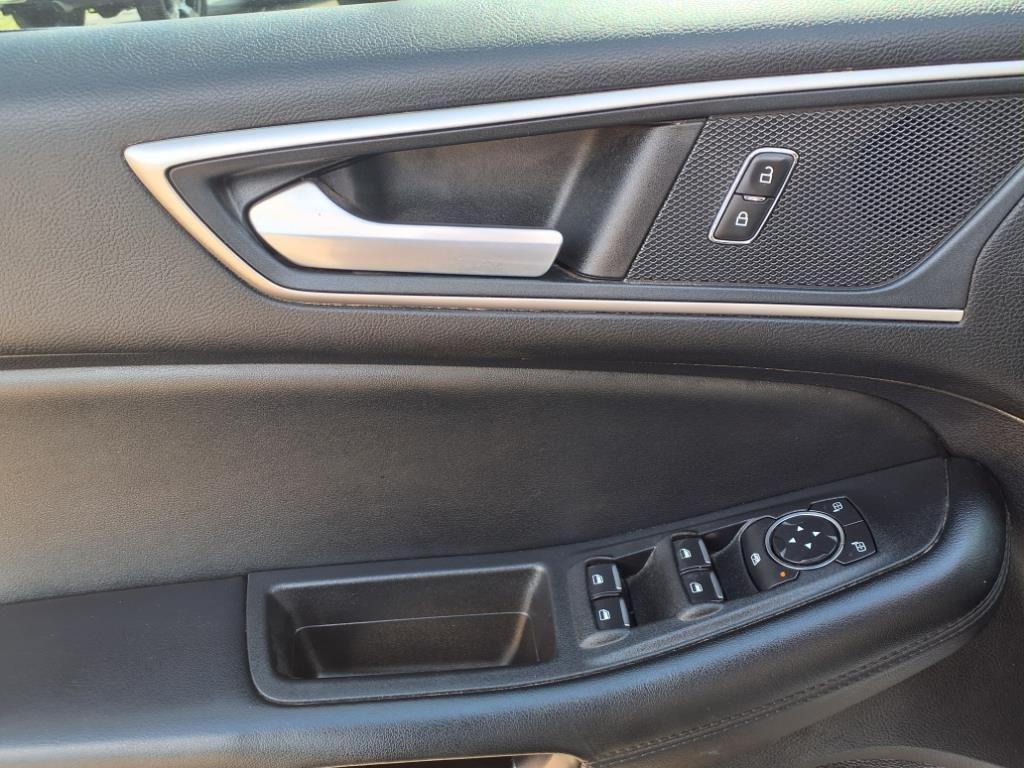 used 2022 Ford Edge car