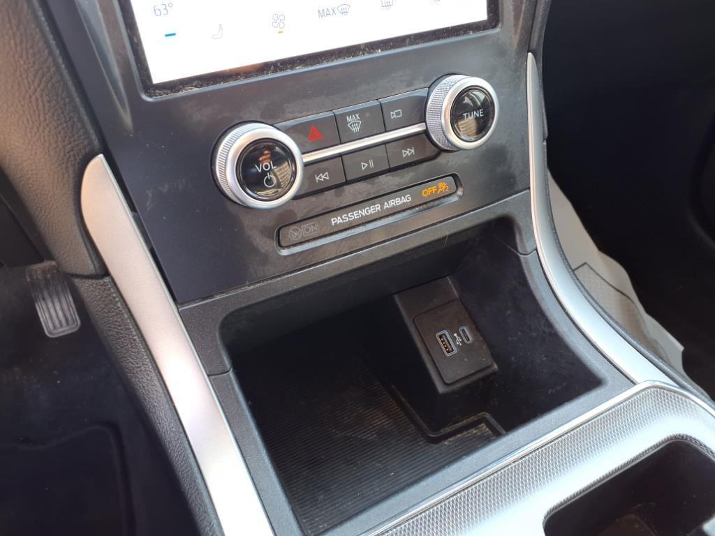used 2022 Ford Edge car