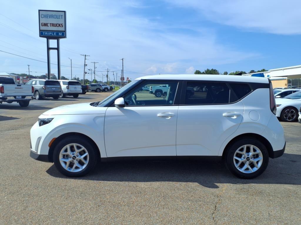 used 2023 Kia Soul car, priced at $18,300
