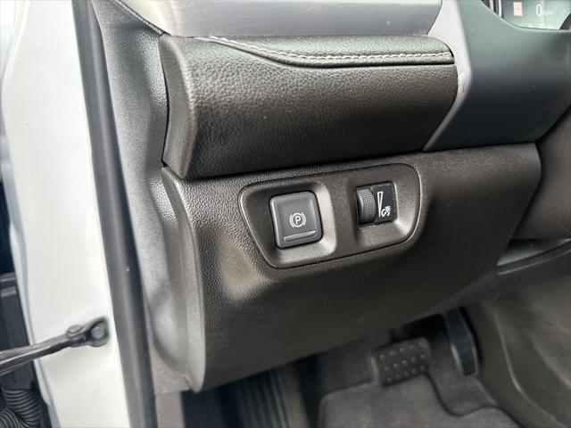 used 2023 GMC Acadia car, priced at $27,773