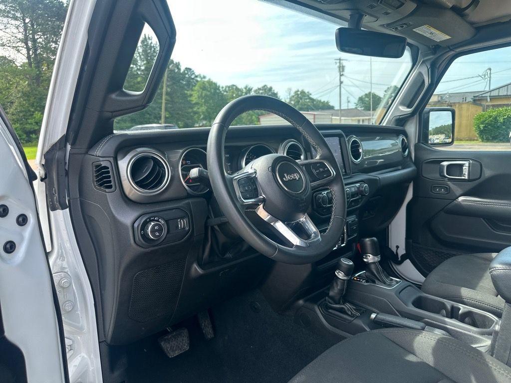 used 2023 Jeep Gladiator car, priced at $33,885
