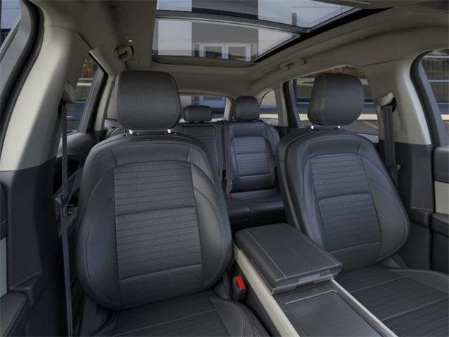 new 2025 Lincoln Nautilus car, priced at $65,920