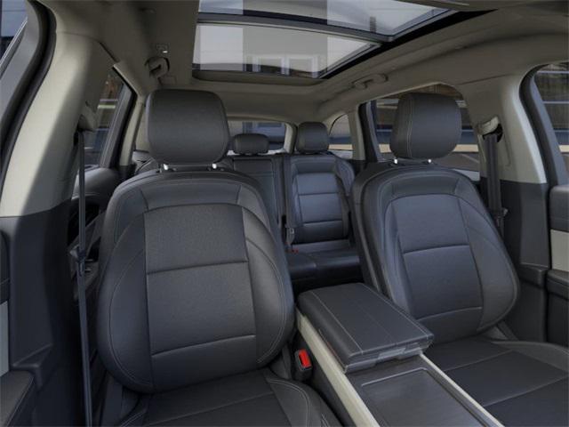 new 2025 Lincoln Nautilus car, priced at $60,915