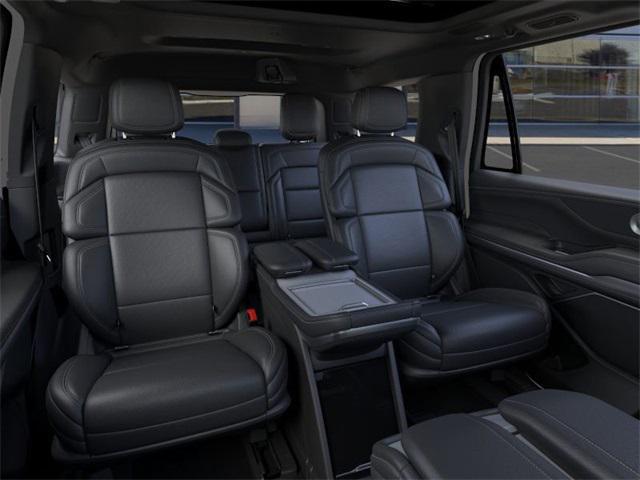 new 2025 Lincoln Navigator car, priced at $111,095