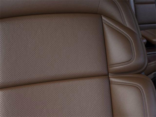 new 2025 Lincoln Navigator car, priced at $109,545