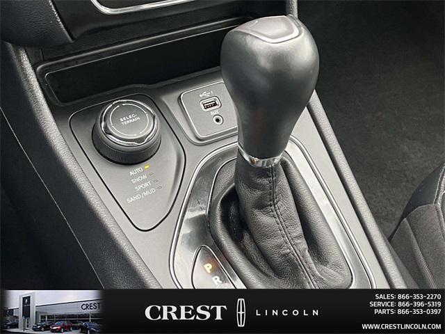 used 2020 Jeep Cherokee car, priced at $18,999