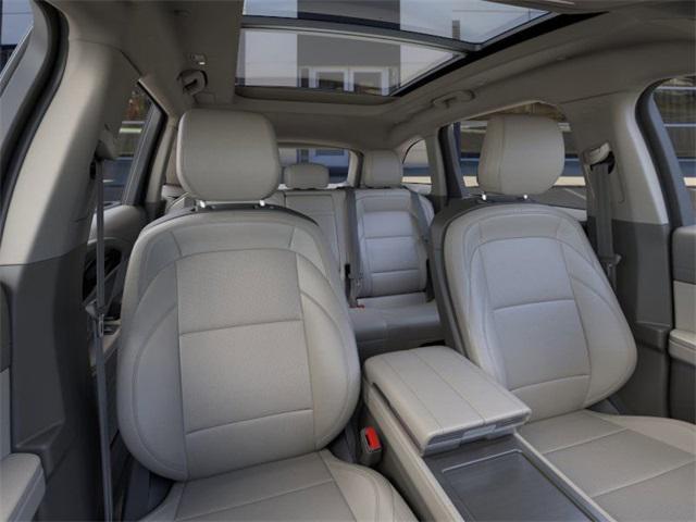 new 2025 Lincoln Nautilus car, priced at $61,665