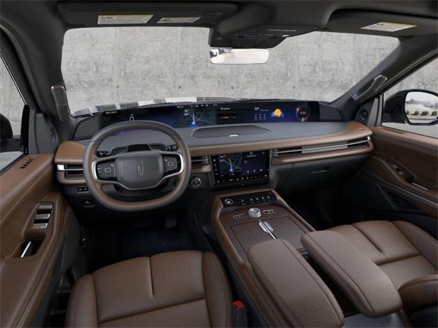new 2025 Lincoln Navigator car, priced at $103,345