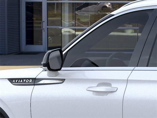 new 2025 Lincoln Aviator car, priced at $68,040
