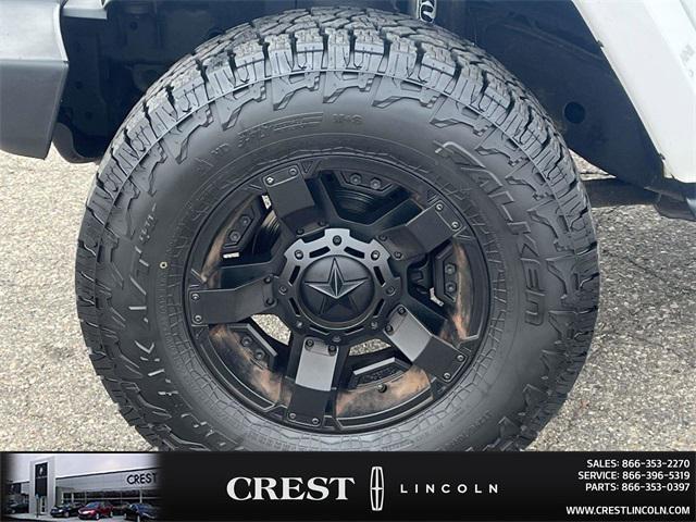 used 2015 Jeep Wrangler Unlimited car, priced at $12,092