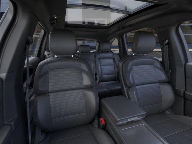 new 2025 Lincoln Nautilus car, priced at $73,305