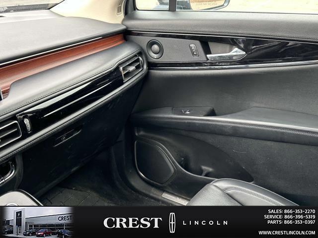 used 2022 Lincoln Nautilus car, priced at $37,382