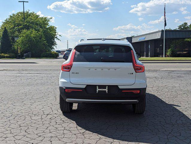 used 2019 Volvo XC40 car, priced at $22,489