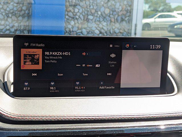used 2022 Acura MDX car, priced at $50,980