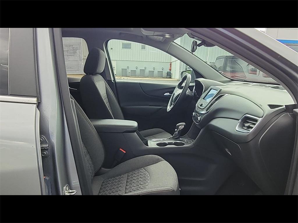 used 2023 Chevrolet Equinox car, priced at $25,000