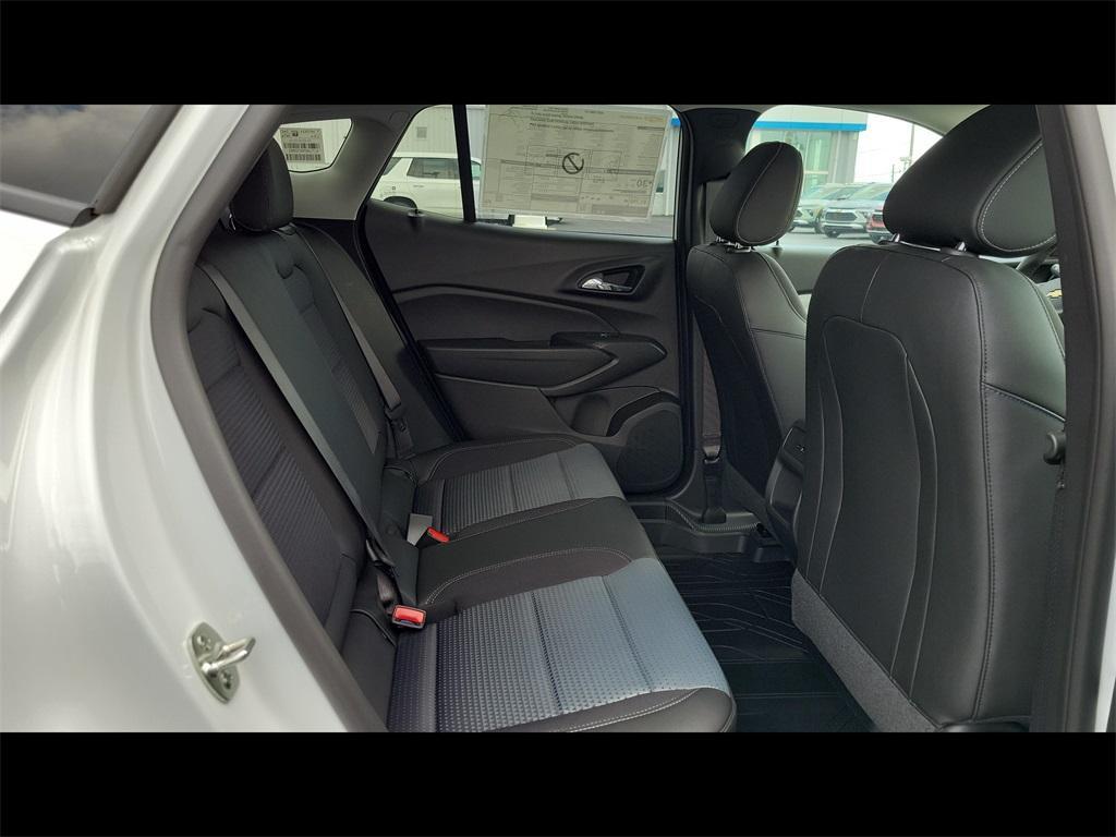 new 2025 Chevrolet Trax car, priced at $25,230