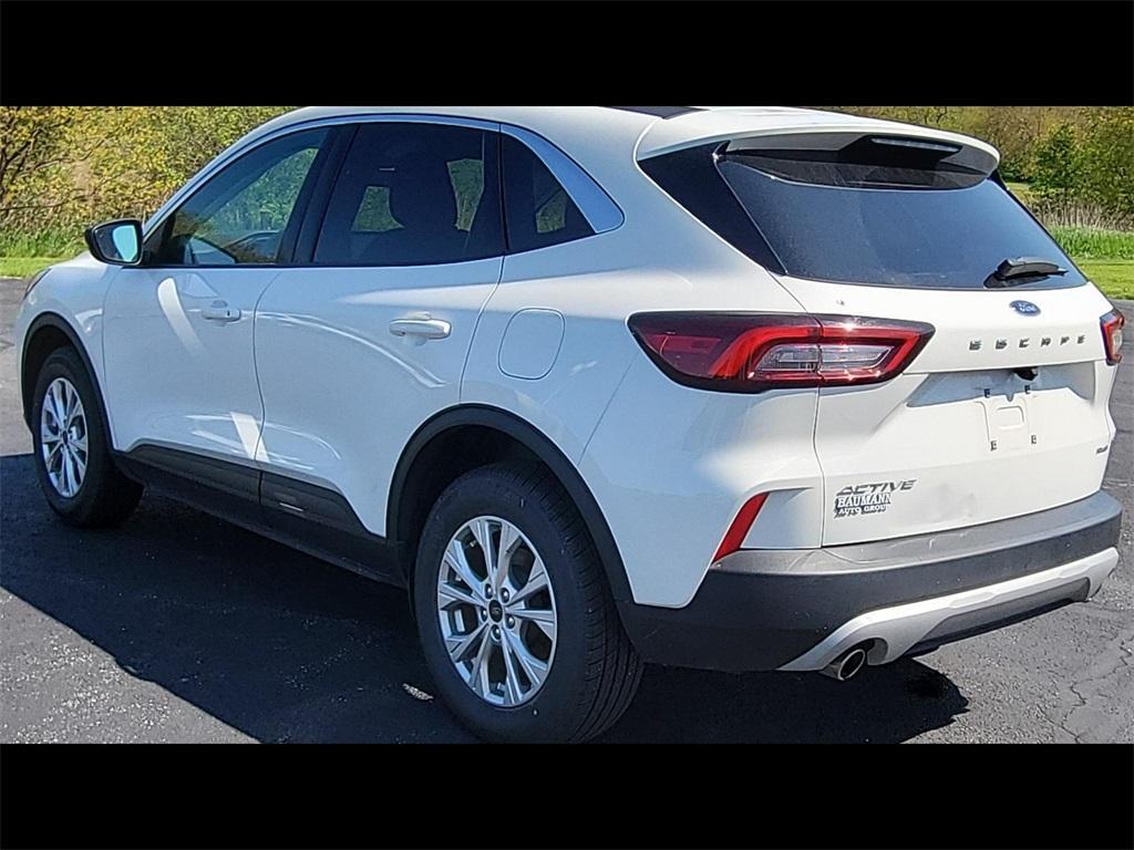 used 2023 Ford Escape car, priced at $22,087