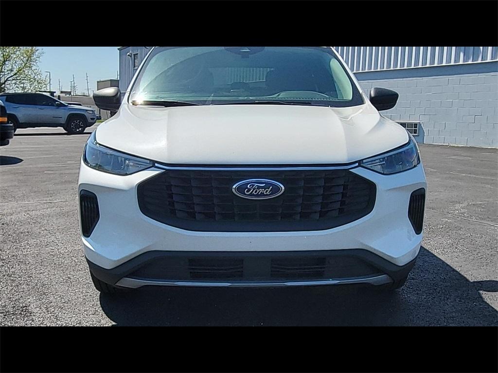 used 2023 Ford Escape car, priced at $22,087