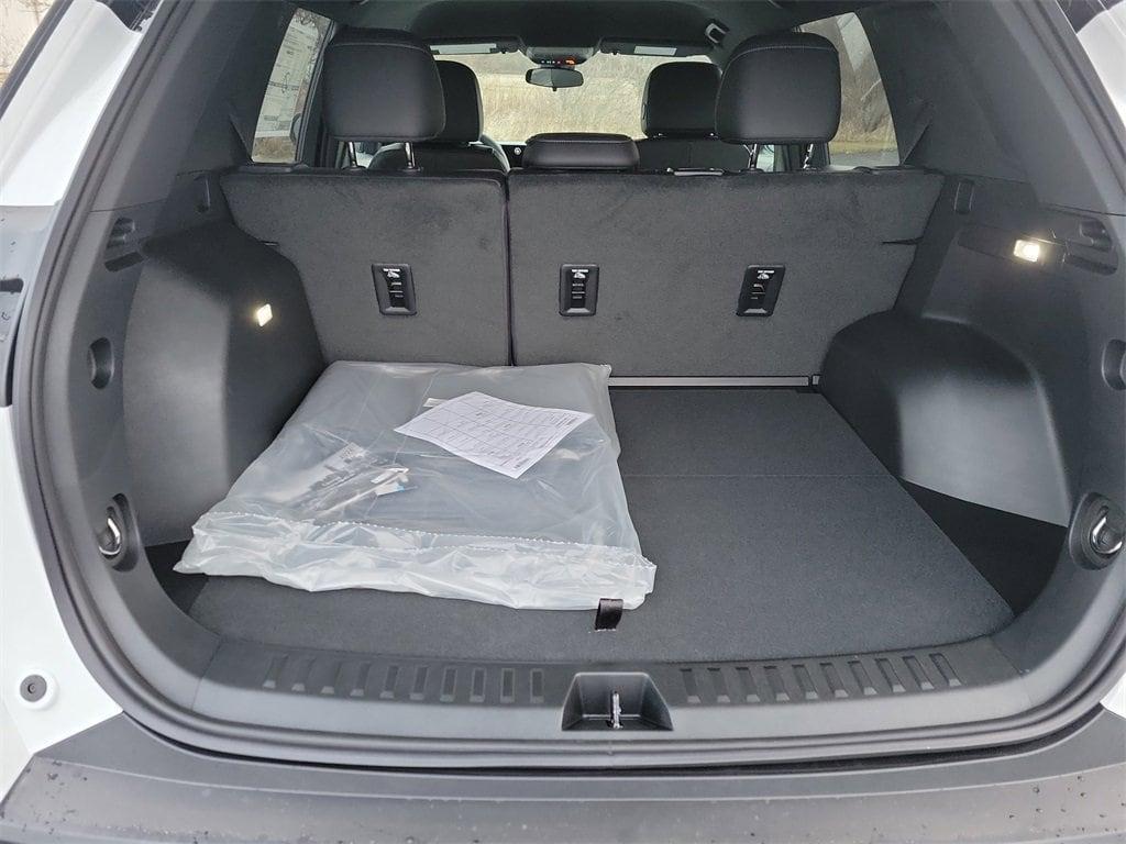 new 2026 Chevrolet Equinox car, priced at $33,365