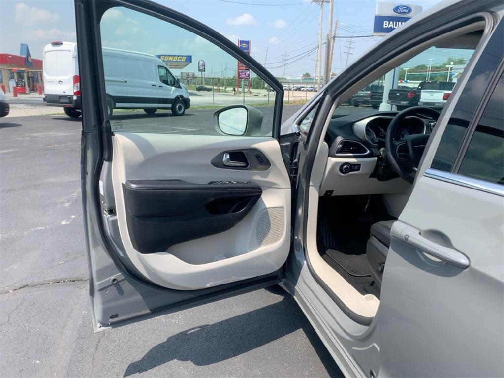 used 2022 Chrysler Pacifica car, priced at $21,871