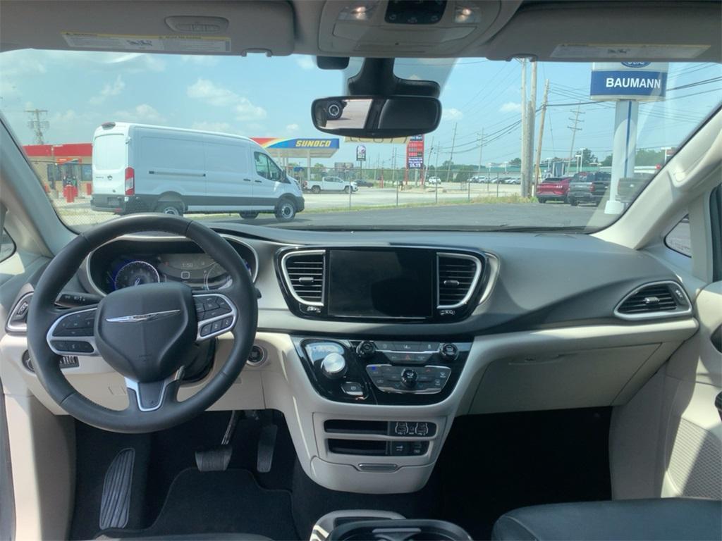 used 2022 Chrysler Pacifica car, priced at $21,871