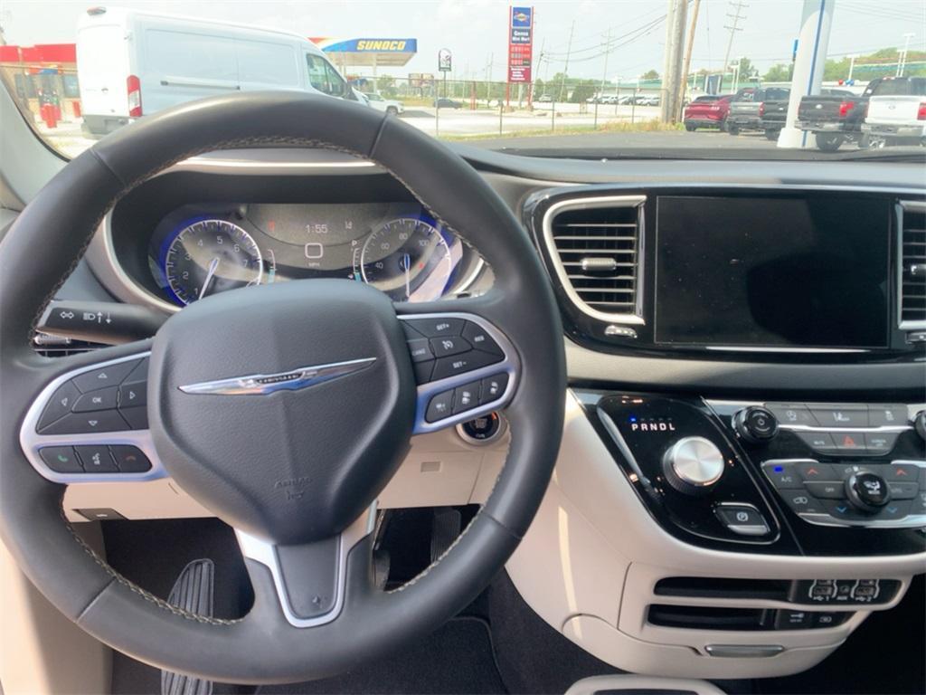 used 2022 Chrysler Pacifica car, priced at $21,871