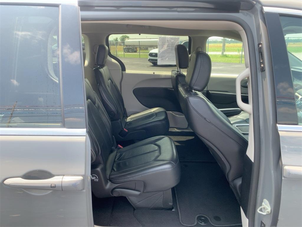 used 2022 Chrysler Pacifica car, priced at $21,871