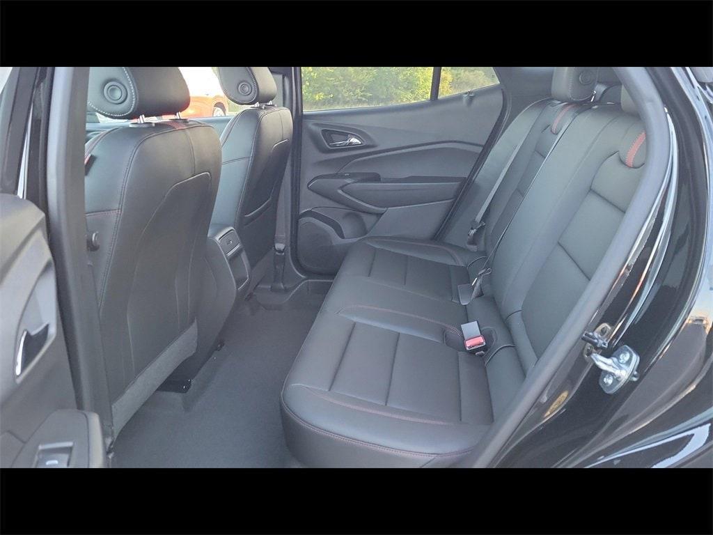 new 2025 Chevrolet Trax car, priced at $27,850