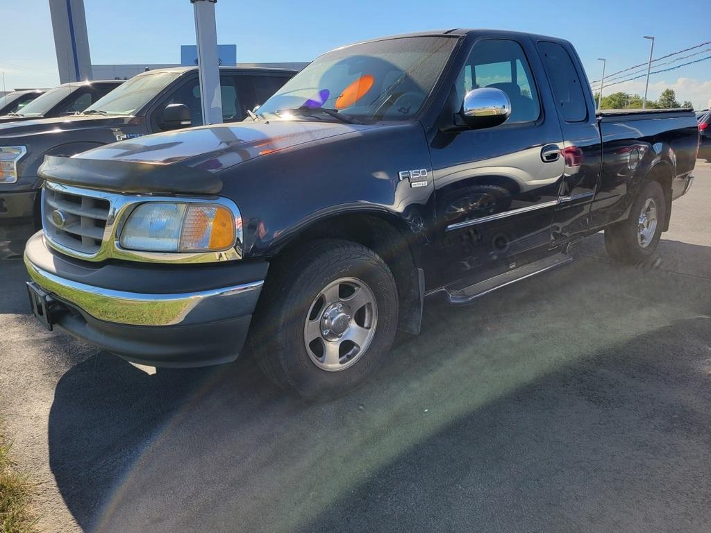used 2002 Ford F-150 car, priced at $9,000
