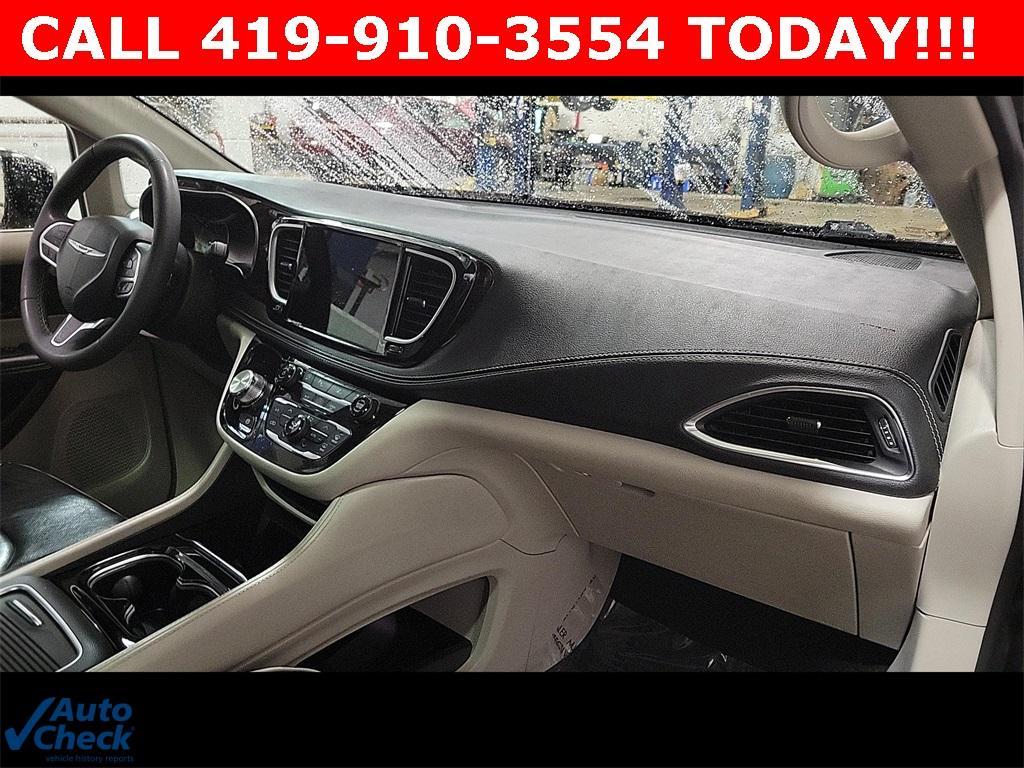 used 2023 Chrysler Pacifica car, priced at $28,500