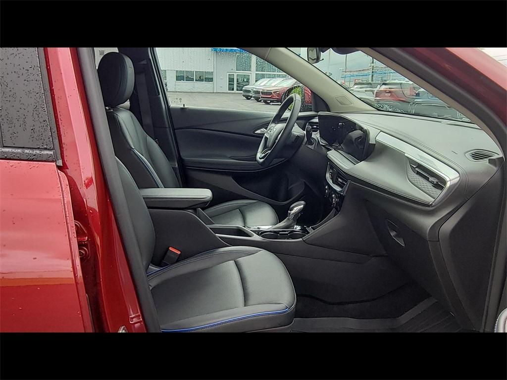 used 2025 Buick Encore GX car, priced at $25,500