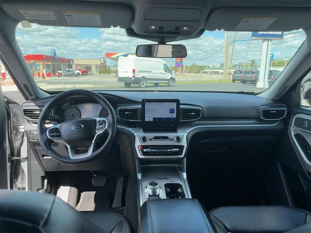 used 2022 Ford Explorer car, priced at $29,278