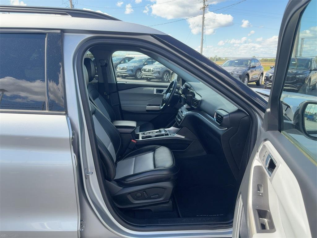 used 2022 Ford Explorer car, priced at $29,278