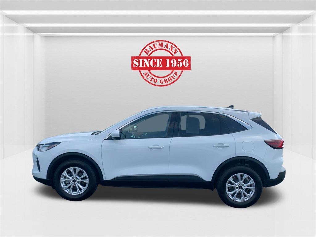 used 2023 Ford Escape car, priced at $24,881
