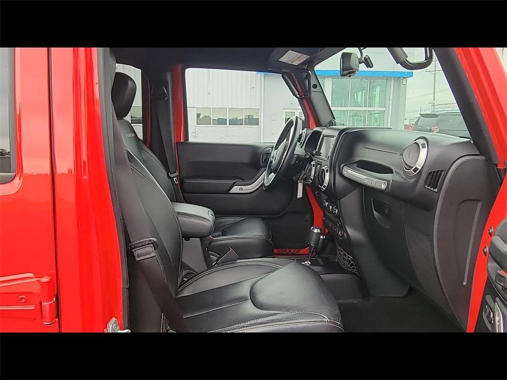 used 2014 Jeep Wrangler Unlimited car, priced at $22,500